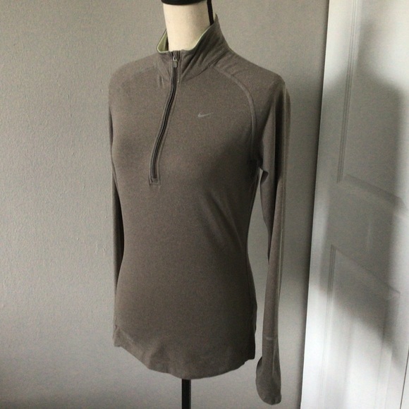 Nike Athletic Women’s Pullover Jacket Sweater - Picture 7 of 9